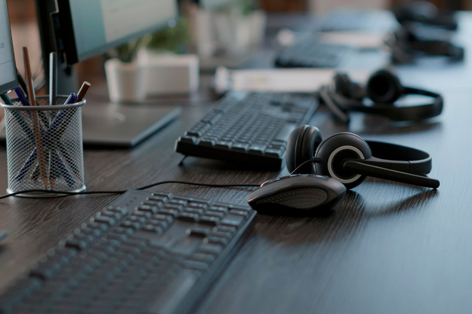 Hosted Voice Platforms (SaaS/CPaaS Models)